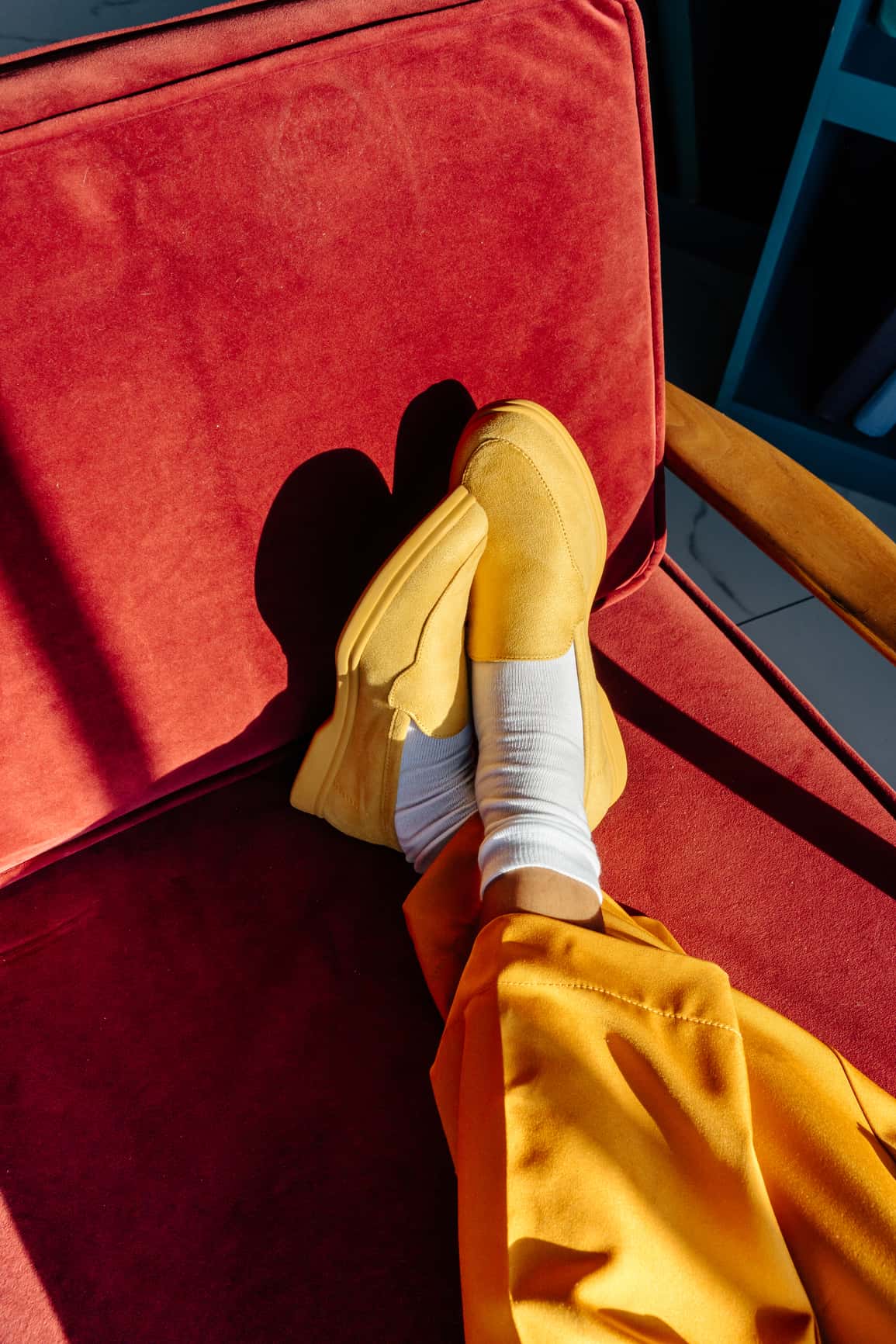 Yellow shoes representing Aparta's fresh approach to the housing market